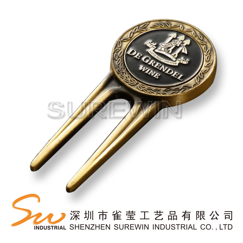 Golf Divot Tool