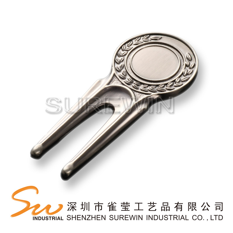 Golf Divot Tool
